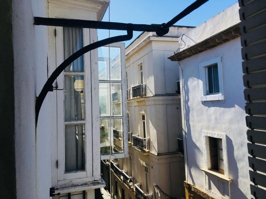 Atico Cadiz Centro Apartment Luaran gambar